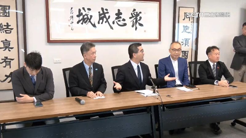 藍白合瀕破局　藍主張正負3％柯營稱讓3％