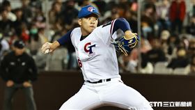 ▲台北大巨蛋測試賽，亞錦賽培訓隊投手孫易磊。（圖／記者劉彥池攝影）