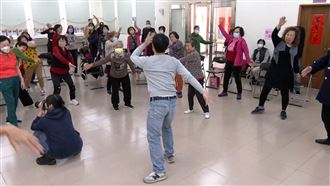 兩廳院與集保結算所　邀長者體驗表演藝術