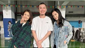 阿廖師（中）曬出和林心如（左）以及林熙蕾（右）合照。（圖／翻攝阿廖師臉書）
