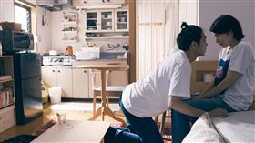 《花腐》柄本佑和佐藤穗奈美有很多過激床戲。（圖／中影提供）