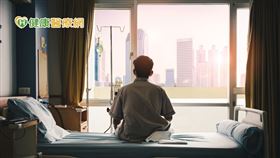 臨床腫瘤醫學期刊最新報告指出，為癌症晚期患者測量財務毒性有助於減輕其經濟負擔。