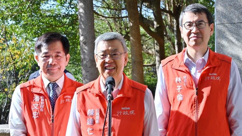醫事人員上街　陳建仁：建立固定溝通管道