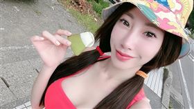 岳啟儒,曾格爾,臉書