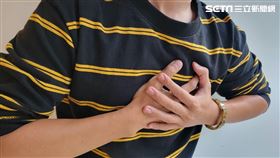 男性也有乳頭脹痛的困擾？（圖／記者洪玲明拍攝）