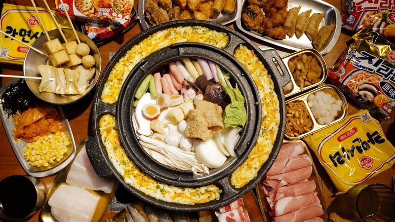 吃一餐抵三餐！299元狂嗑40款韓國小吃
