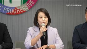 侯家軍吳宗憲列藍不分區第6! 恩恩爸:心口插刀。圖為民進黨發言人吳思瑤評論兩黨2024不分區立委名單。