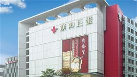 確診者高雄足跡，義享天地、漢神巨蛋，翻攝臉書