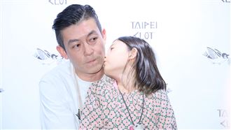 摯友過世陳冠希淚崩　6歲愛女一句話安慰