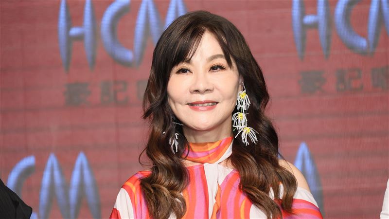 龍千玉「無預警嫁了」眾星見證喊幸福媳婦