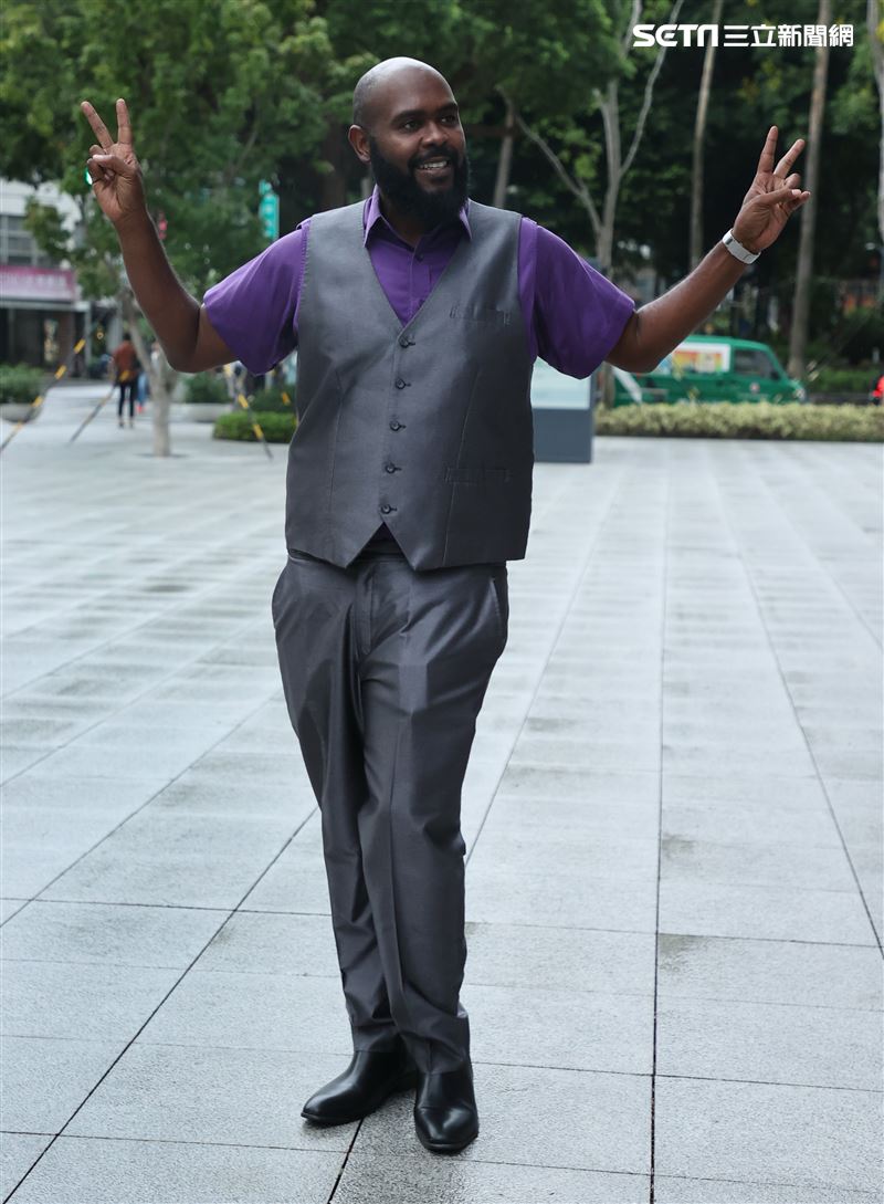 杜力三立新聞網專訪。（圖/記者邱榮吉攝影）