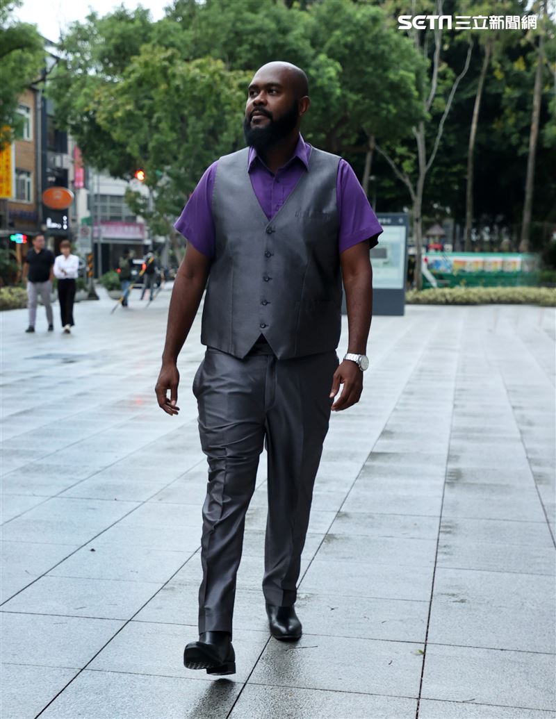 杜力三立新聞網專訪。（圖/記者邱榮吉攝影）