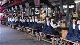 Avantgardey跑遍台北地標景點拍攝，從國立臺灣博物館、西門町，一直到大稻埕，你們有巧遇嗎？（圖／翻攝自中華文化總會粉專）