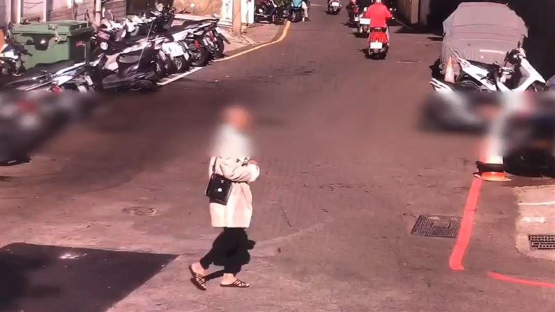 新竹「白髮阿婆」亂推人叫罵　正面照曝光