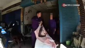 翁「隨手拆」競選布條遮草皮　警依竊盜罪送辦