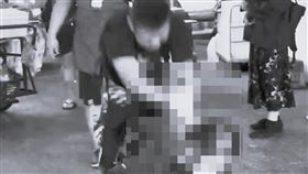 北市,西門町,攤販,鬥毆,傷害,鐵夾,隨機傷人