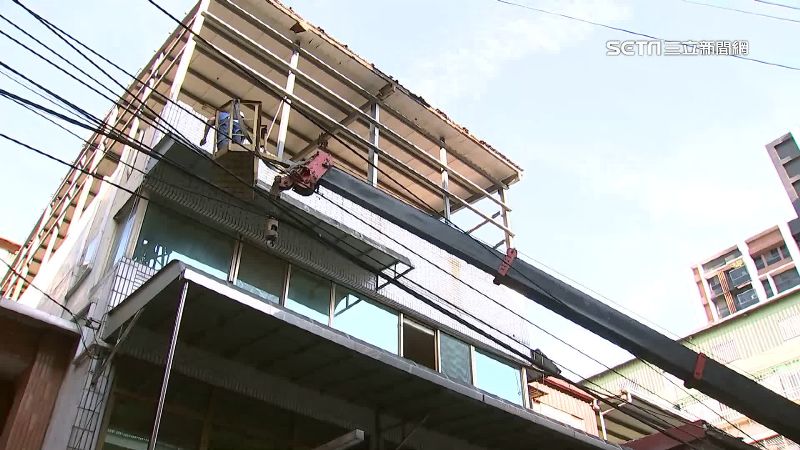 占地逾法定範圍！張慶忠家違建再爆爭議