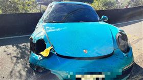 保時捷,自撞,山壁,台7（圖／翻攝畫面、翻攝自記者爆料網）