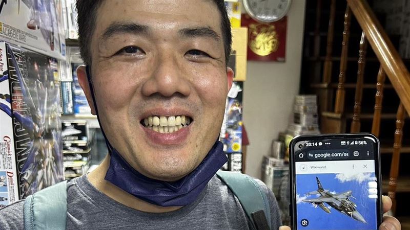 獨／入坑30年還創粉專！他最難忘這款戰機