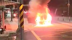 新莊,休旅車,火燒車,青山路,封閉,車道,