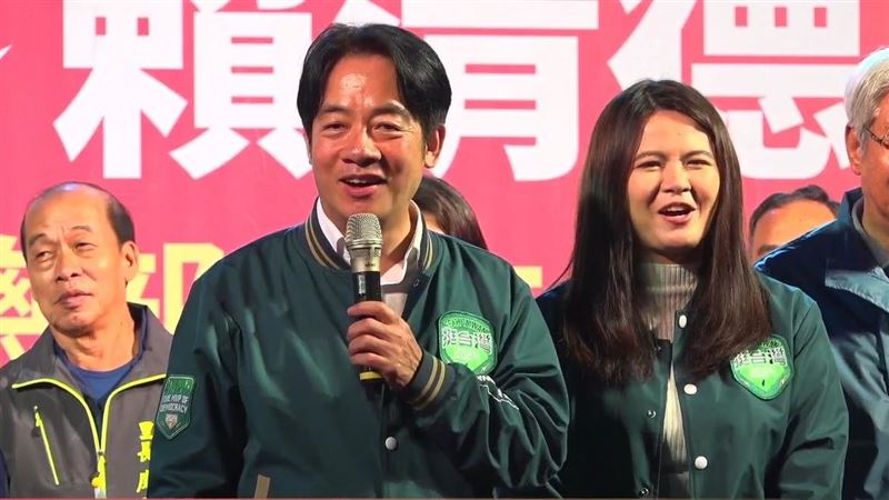 賴清德讚曾柏瑜「穿防彈背心一樣下去選」