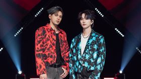 邱鋒澤、陳零九「九澤CP」在台北小巨蛋開唱。（圖／滾石唱片提供）