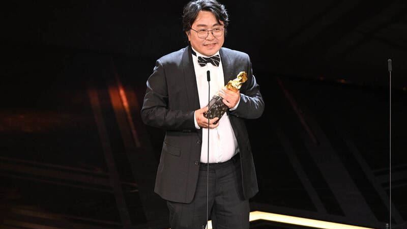 全被中國導演拿走　王兵奪最佳紀錄片