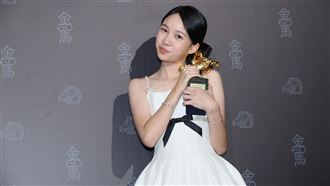 林品彤封影后破紀錄！勉過動症童繼續加油