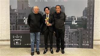 金馬慶功／卓亦謙奪新導演　李安抱河馬