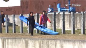 親子輕艇體驗捲漩渦！水流沖走3人6船驚魂