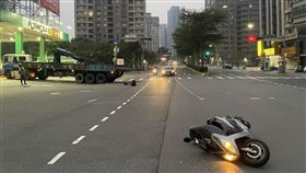 新北市，林口，鋼筋條，騎士，大貨車