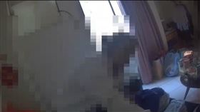 單親媽腳骨裂無法上班，擔心幼子無人照顧不願就醫。（圖／翻攝畫面）