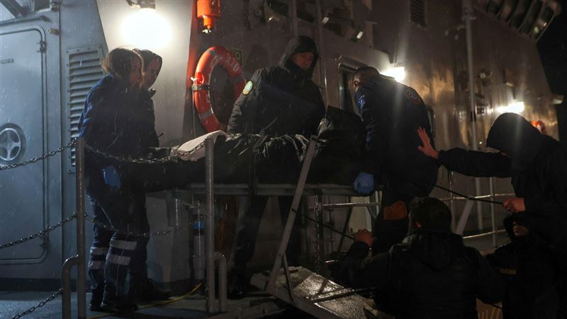 希臘愛情海貨輪沉沒　1屍體尋獲12人失蹤