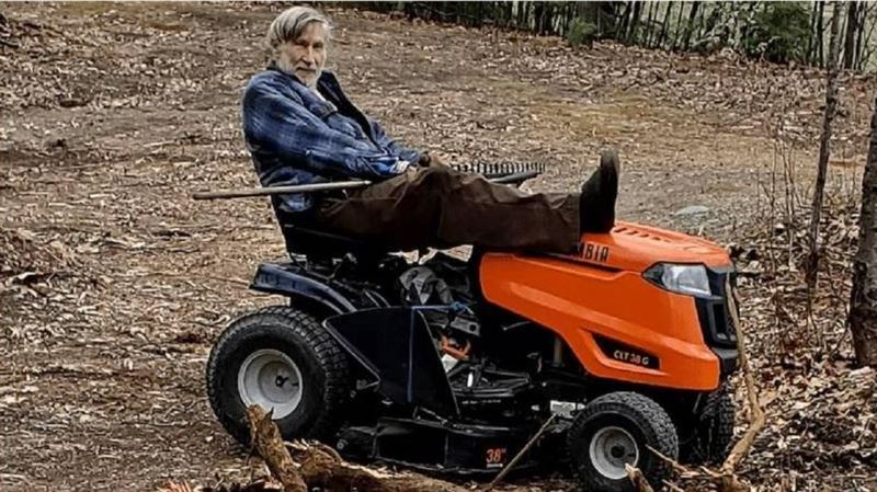 住公園阿伯竟是「富翁」　死後捐出1.2億