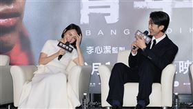 電影《富都青年》記者會監製李心潔、導演王禮霖將率吳慷仁、陳澤耀、鄧金煌（圖／記者鄭孟晃攝影）