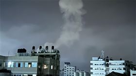 加薩地區無國界醫生宿舍附近遭遇空襲以巴衝突持續，加薩走廊戰火綿延，國際人道救援組織「無國界醫生」位於當地的國際工作人員宿舍一帶10月8日遭遇空襲，導致宿舍建築外牆損壞。（無國界醫生（台灣）提供）中央社記者陳婕翎傳真  112年11月9日
