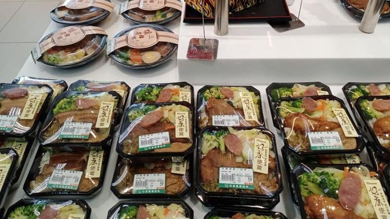 全聯便當有對手了！他改買這超市59元吃飽