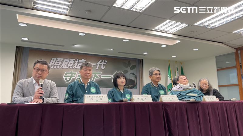 發揮導護志工精神！綠社福不分區立委聚集
