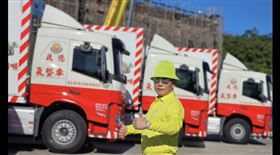 竹北吊車大王,胡漢龑,卡車（圖／翻攝自《啟德機械起重工程-股公司》臉書） 