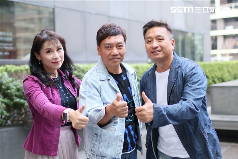 施孝榮、周子寒、王中平《小記者大明星》專訪。（圖／記者鄭孟晃攝影）