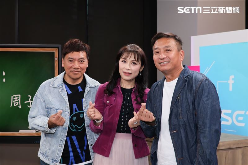 施孝榮、周子寒、王中平《小記者大明星》專訪。（圖／記者鄭孟晃攝影）