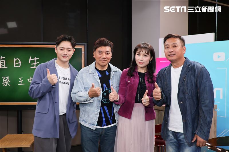 施孝榮、周子寒、王中平《小記者大明星》專訪。（圖／記者鄭孟晃攝影）