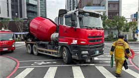 車禍,三民區,預拌車,電動代步車,無生命跡象