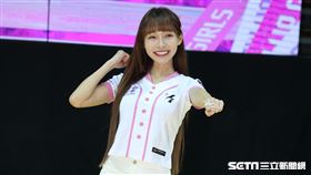 林襄出席「炸裂吧女孩」開鏡。（圖/記者邱榮吉攝影）