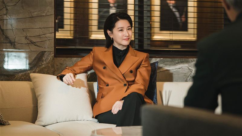 李英愛回歸小螢幕！挑戰重振沒落樂團