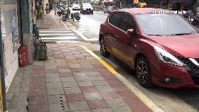 文 里長扯違停1800