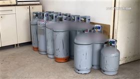 每天上班12hrs「沒勞保、加班費」瓦斯行判賠28萬