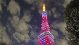 2025大阪世博倒數500天  東京鐵塔點燈慶祝2025年大阪關西世界博覽會30日正式邁入倒數500天，東京鐵塔特別點起以世博會形象顏色藍、紅、白3色為基調的燈光慶祝。中央社記者戴雅真東京攝  112年11月30日