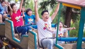 到小人國過聖誕節！這類人憑健保卡125元一票玩到底，桃園電子報