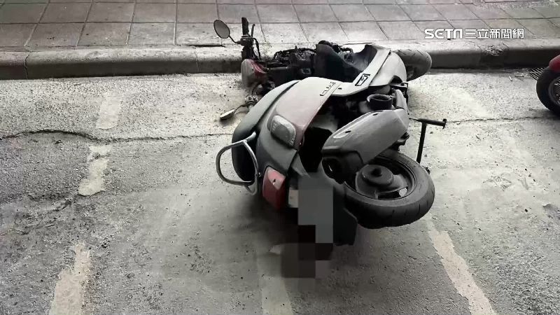 酒後與妻吵架　男踢倒路旁機車縱火遭逮
